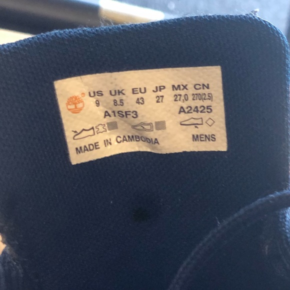 Men’s Shoes - Picture 4 of 4